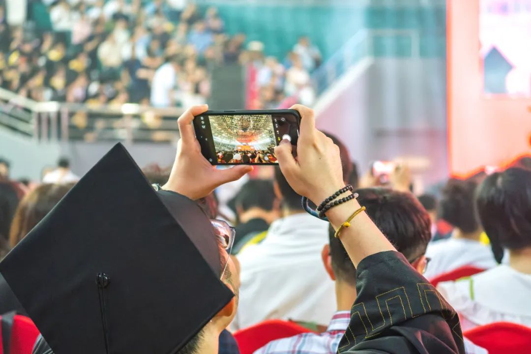 浙江工业大学举行2025届毕业典礼插图22 浙江工业大学举行2025届毕业典礼插图22